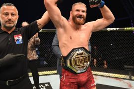 Why is the UFC light heavyweight champion vacant?