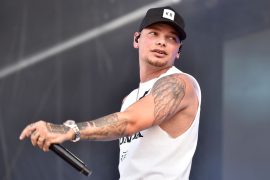 What celebrity got lost on his own property?