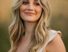 Leah Marie Mason Bio, Songs, Age, Height, Family, Instagram, Wikipedia