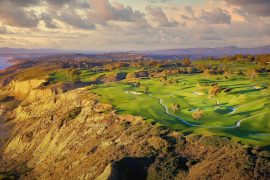 Is it hard to get tee time at Torrey Pines? How do you get a tee time at Torrey Pines?