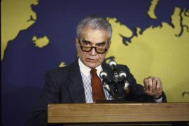 Bernard Kalb Biography, Age, Height, Family, Books