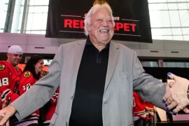 Why Did Bobby Hull Leave The NHL?