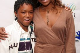 Who Did Chili Have a Child With? Who Is Chili’s Baby Daddy? Who Is the Father of Rozonda Thomas Baby?