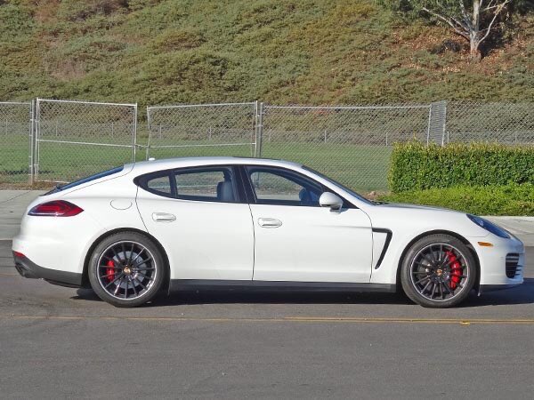 Jimin's Porsche Panamera GTS