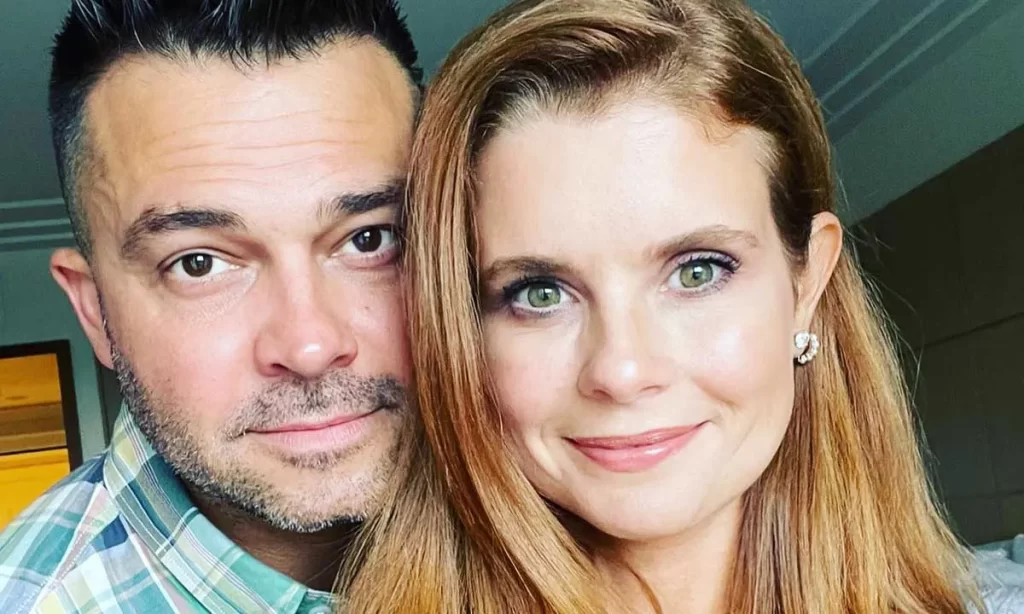 Nick Swisher and JoAnna Garcia Swisher