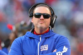 Who was the Giants head coach in 2016?