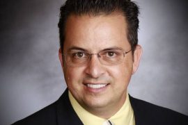 When was Glenn Medeiros number 1? What happened to Glenn Medeiros the singer?