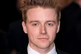 Jack Lowden Parents: Meet Gordon Lowden, Jacquie Lowden
