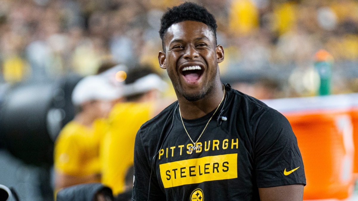 How Many Rings Does Juju Smith Have