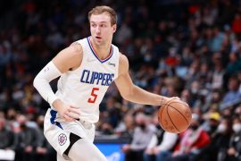 Where was Luke Kennard born? How old is Luke Kennard? How tall is Luke Kennard?