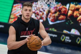 Meyers Leonard Bio, Position, Jersey Number, Age, Height, Family, Stats, Instagram
