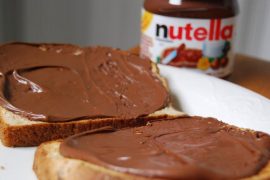 What does Nutella taste like? What is the difference between chocolate and Nutella?