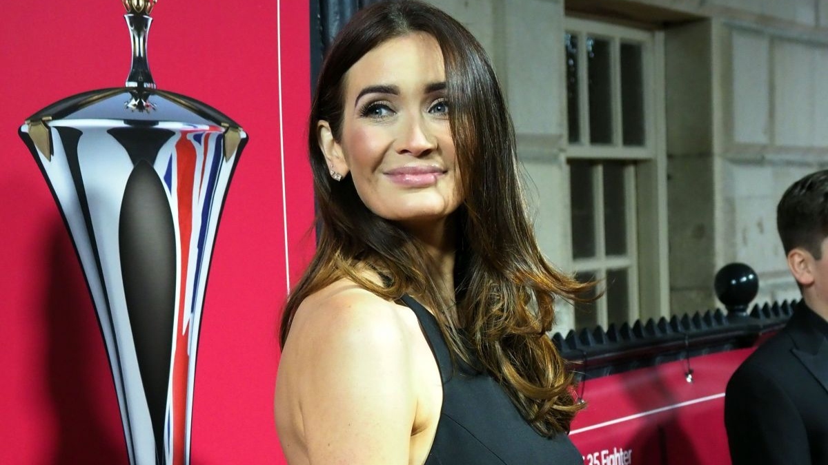 Mark Cavendish Wife: Who Is Peta Todd? - ABTC