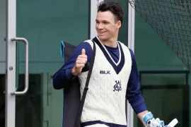 Peter Handscomb Net Worth, Batting Style, Highest Score, 117, Injury