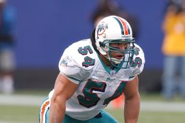 Where was Zach Thomas born? Where did Zach Thomas grow up?