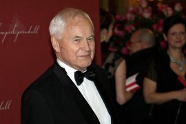 Hans Modrow Wife: Was Hans Modrow Married?