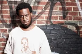 What type of music does Robert Glasper play?