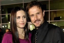Is Courteney Cox still Friends with her ex-husband? Why did Courteney Cox split?