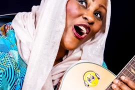 Gloria Bosman Biography, Age, Height, Songs, Family, Daughter, Awards, Health, Death
