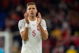 Jan Bednarek Bio; Family, Weight, Height, Brother, Education, Wedding, Daughter, Stats, Instagram