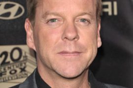When did Julia Roberts leave Kiefer Sutherland?