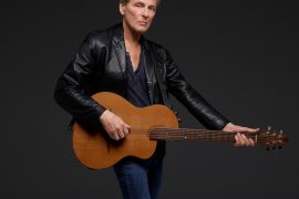 Lindsey Buckingham Bio, Age, Birthday, Height, Family, New Album, Instagram