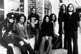 Who is the current lead singer of Lynyrd Skynyrd? Is Lynyrd Skynyrd still touring?