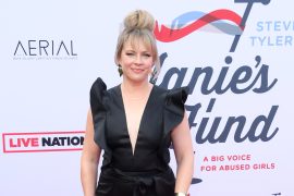 Melissa Joan Hart Siblings: Meet Trisha Hart, Elizabeth Hart, Brian Hart, and Emily Hart