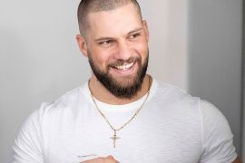 Florian Munteanu Bio, Age, Height, Family, Young, Education, Instagram