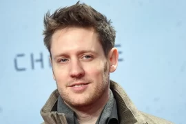 Where was Neill Blomkamp born? Where did Neill Blomkamp grow up? Where does Neill Blomkamp live?