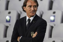 Who is the Italian football manager now? Who does Roberto Mancini manage?