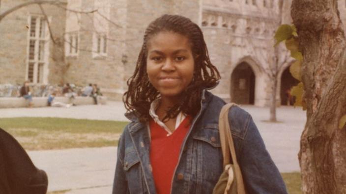 Young Michelle Obama 