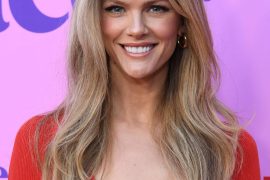 Brooklyn Decker Bio; Full Name, Weight, Movies and TV Shows, Wedding, Instagram