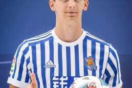 Are Diego Llorente and Marcos Llorente brothers?