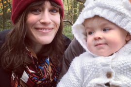 Lizzy Caplan Children: Meet Alfie Riley