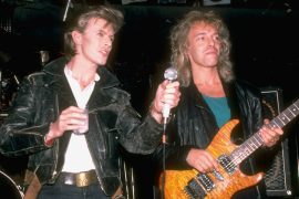 Did Peter Frampton play with David Bowie?