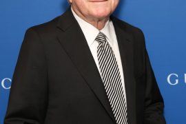 Phil Donahue, talk show host pioneer, dies at 88