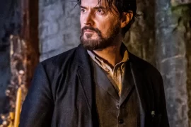What is Richard Armitage best known for? Did Richard Armitage sing in The Hobbit?