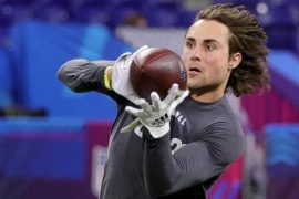 Riley Moss Age, Height, Weight, High School, College, 40 Time, Injury, Highlights, Family, Instagram