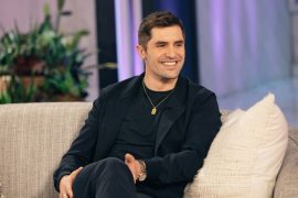 Phil Dunster Age, Height, Movies and TV Shows, Instagram, Eyebrow