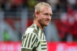 Simon Kjær Height: How Tall Is Simon Kjær?