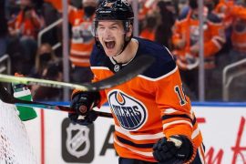 Zach Hyman Bio: Height, Weight, Number, Family Business, Education, Draft, Contract, Instagram