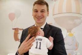 Zach Hyman: Does Zach Hyman have a baby?