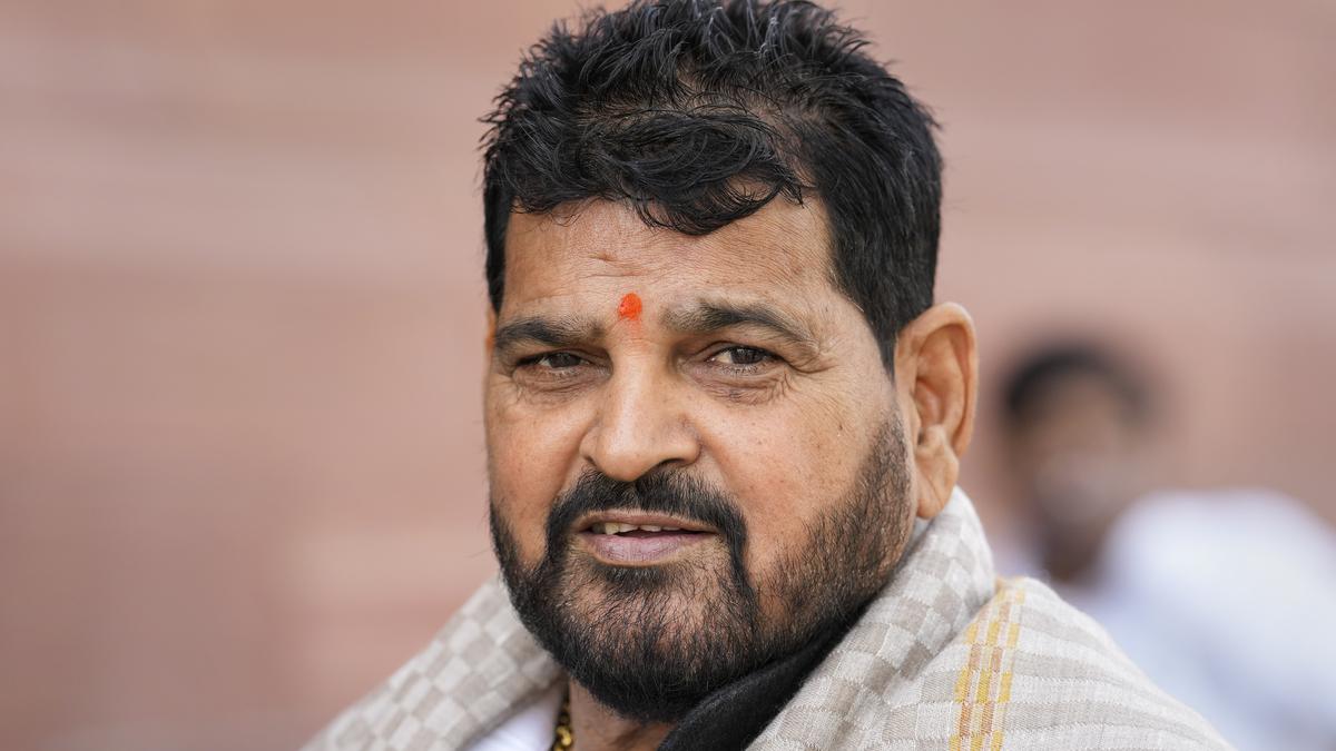 Does Brij Bhushan Sharan Singh control a gang?