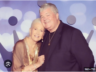 Robert Charles Hunter: Who is Diane Ladd‘s husband?