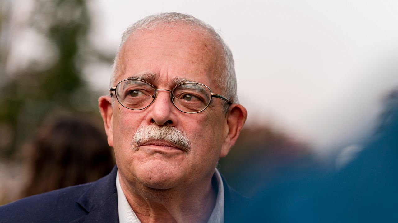 What district does Gerry Connolly represent?