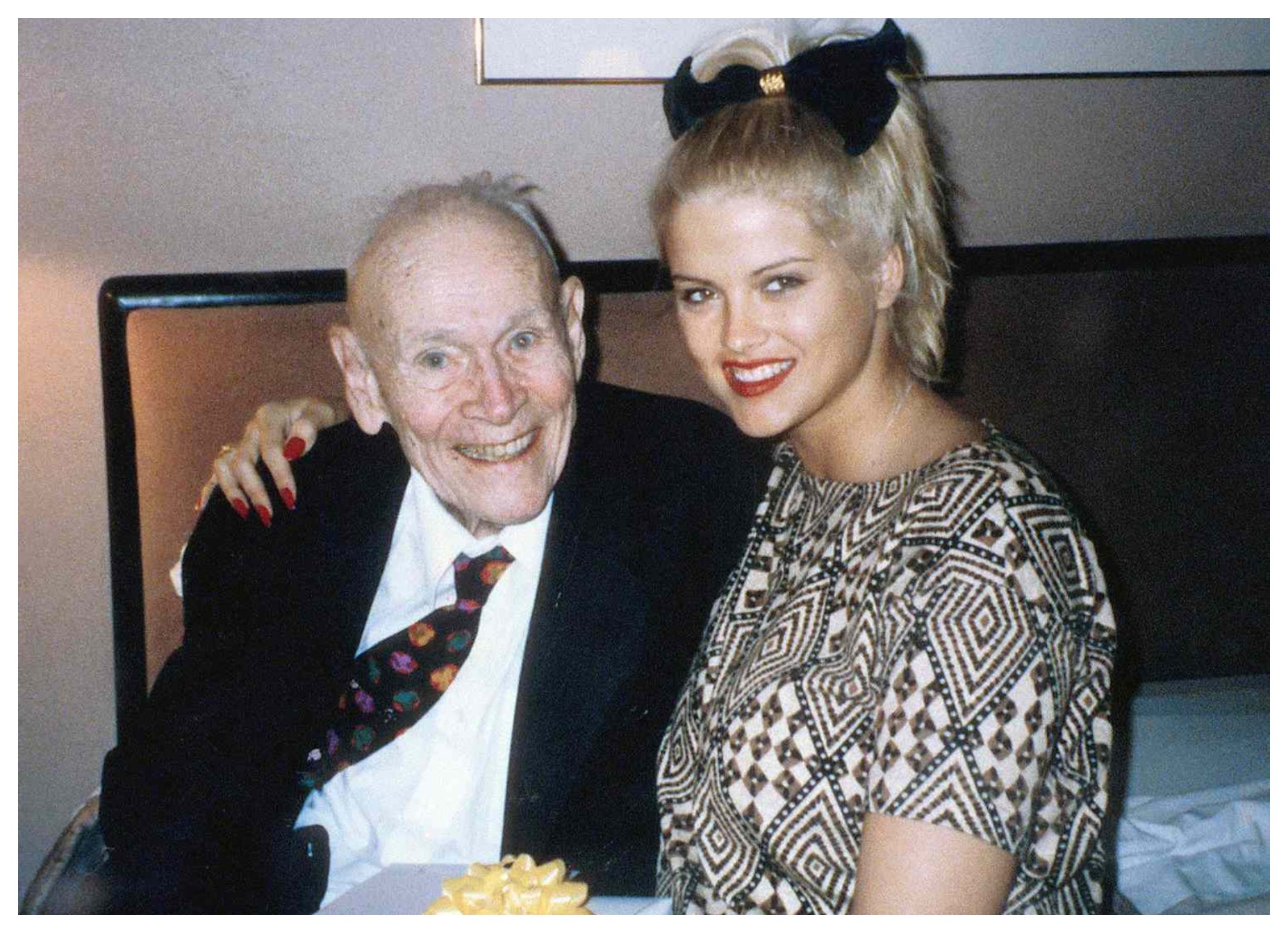 Did Anna Nicole Smith Get Money From Her Husband