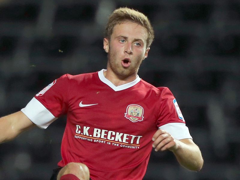 Jordan Clark Height: How Tall Is Jordan Clark?