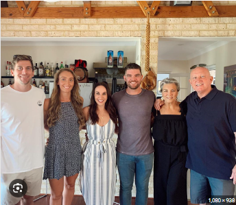 Liam Hendriks Parents: Who is Debbie Hendriks?