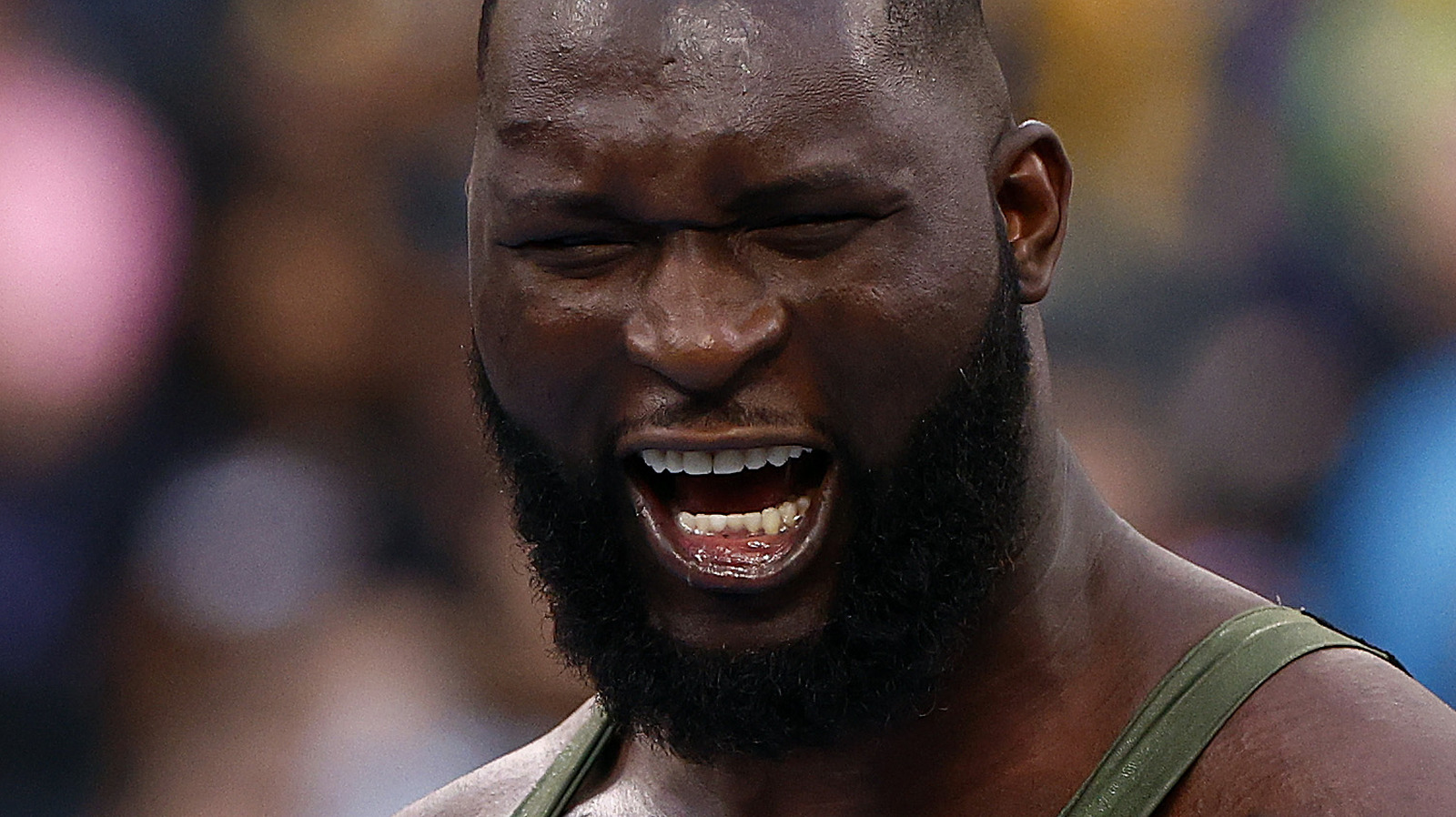 Who defeated Omos in WWE at Wrestlemania? Has Omos ever lost a WWE match?